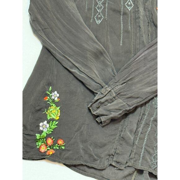 Johnny Was Floral Embroidered Crinkle Rayon Button Up Blouse Small Lightweight - Picture 3 of 7